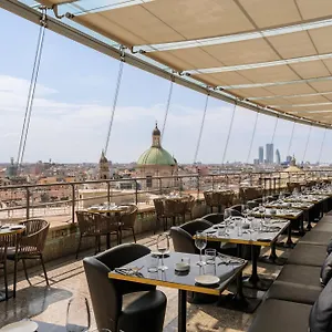 https://the-square-milano-duomo.italymilanhotels.net